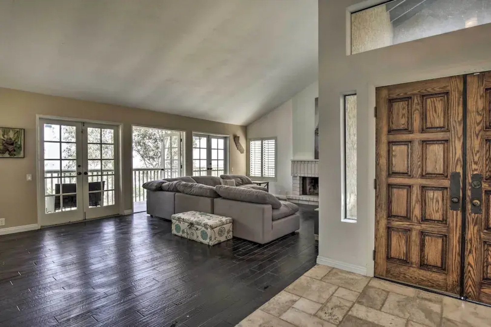 Spacious El Cajon Villa - 14 Mi to Downtown!