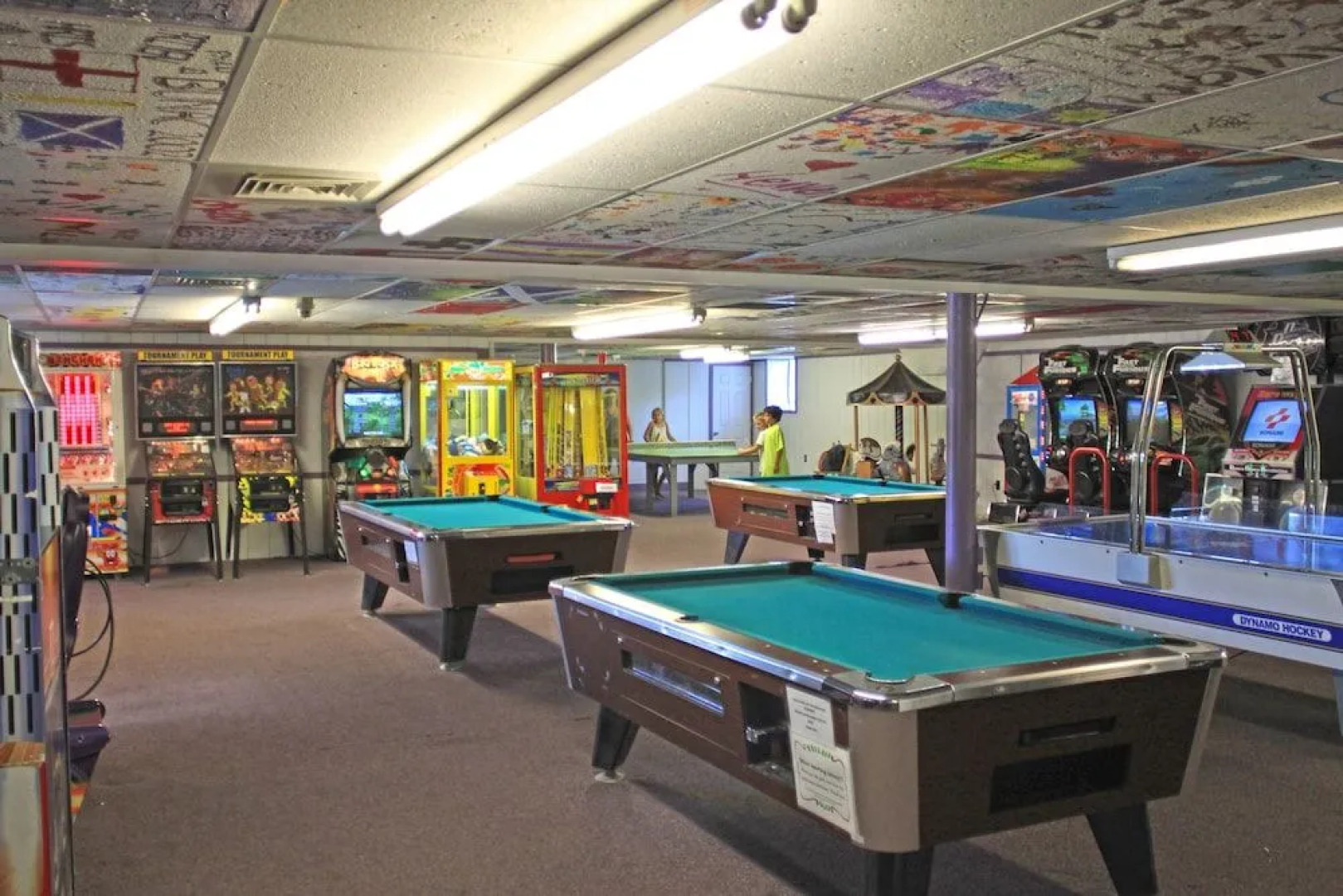 Circle M RV & Camping Resort - Caravan Park