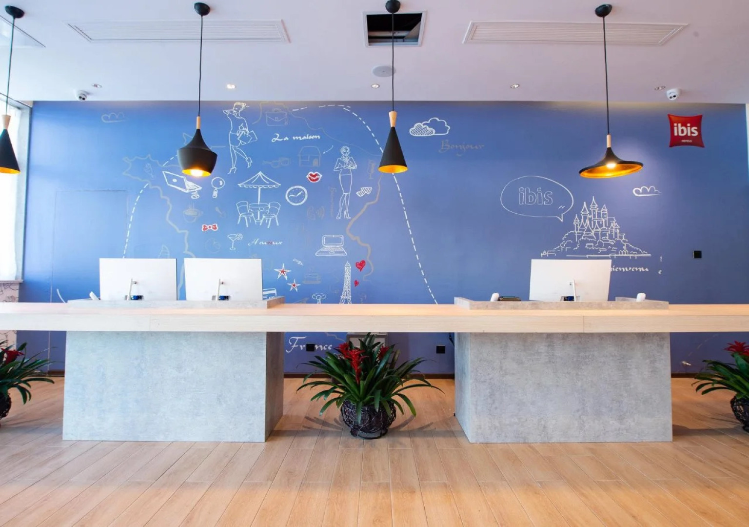 Ibis Guanyun Kowloon Port Water Street Hotel