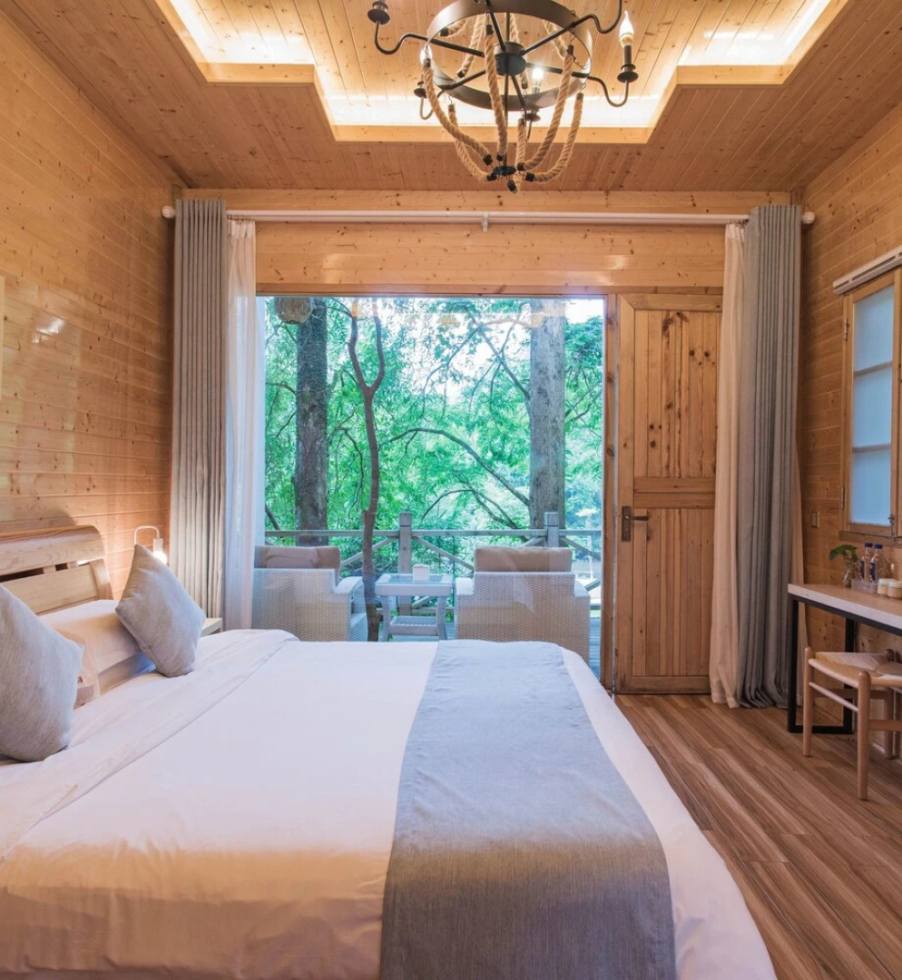 Wuyishan Old Street Sen Live British Inn