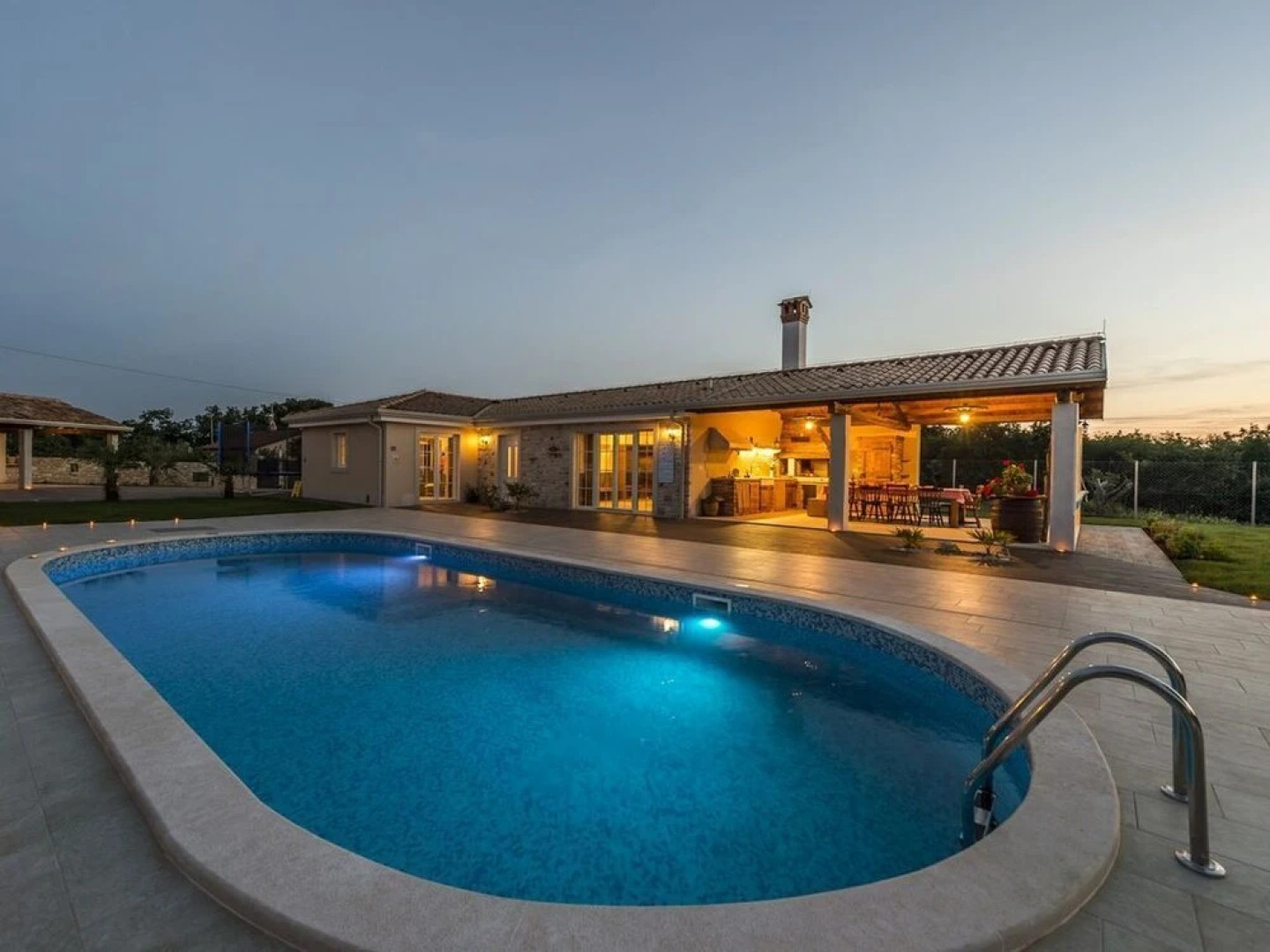 Luxury Villa Lemaliante