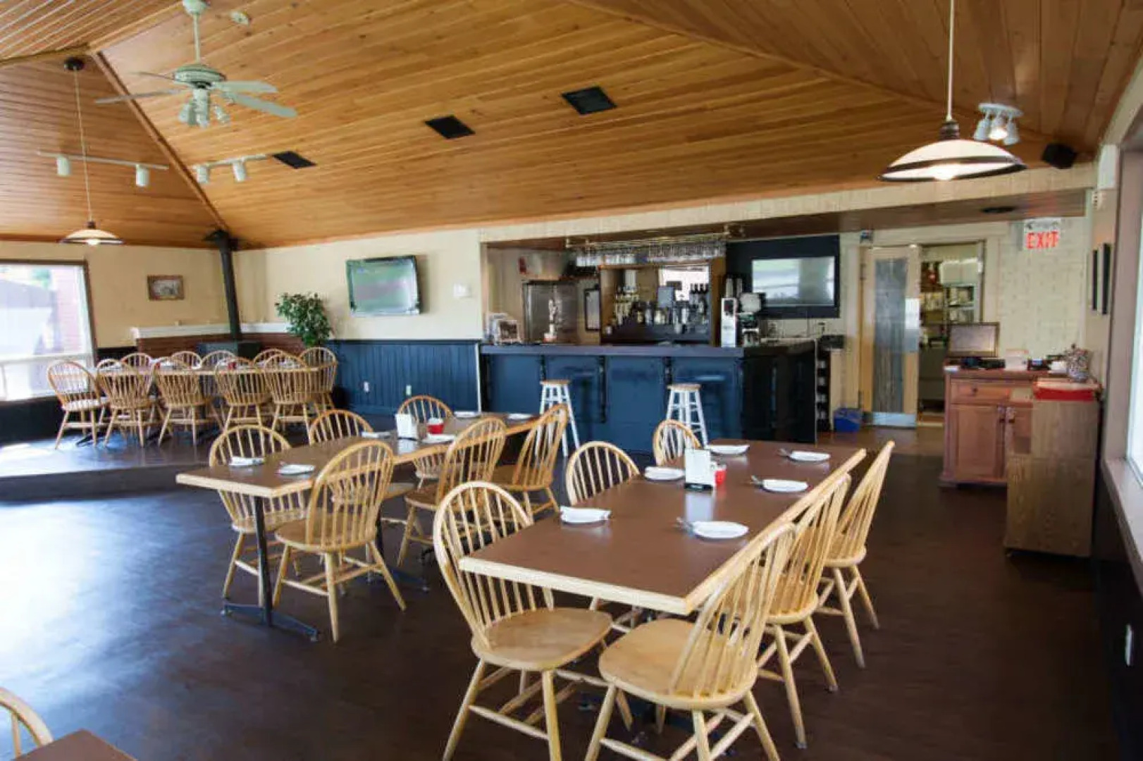 Red Pine Inn & Conference Centre