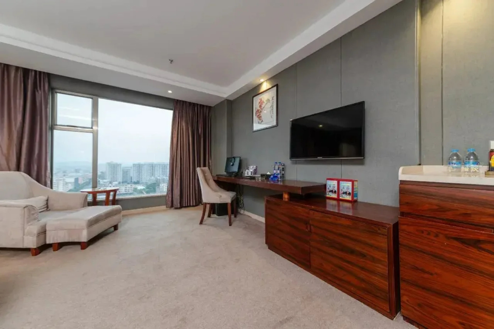 Jiuzhou International Hotel