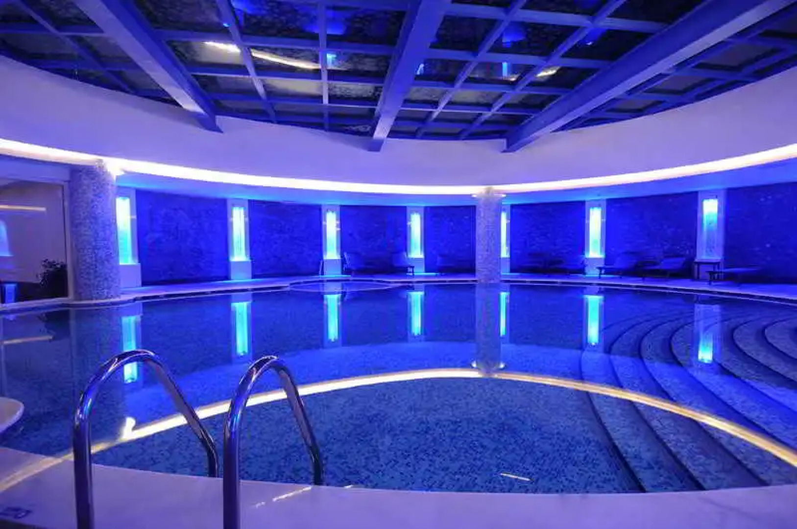 Gold Island Selected Hotel