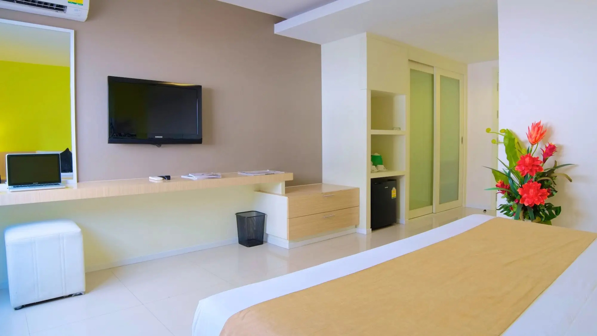 Отель Grand Alpine