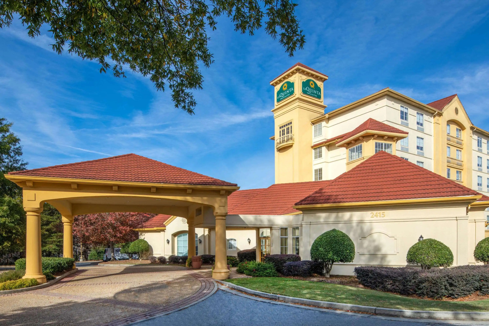La Quinta Inn & Suites by Wyndham Atlanta Ballpark/Galleria
