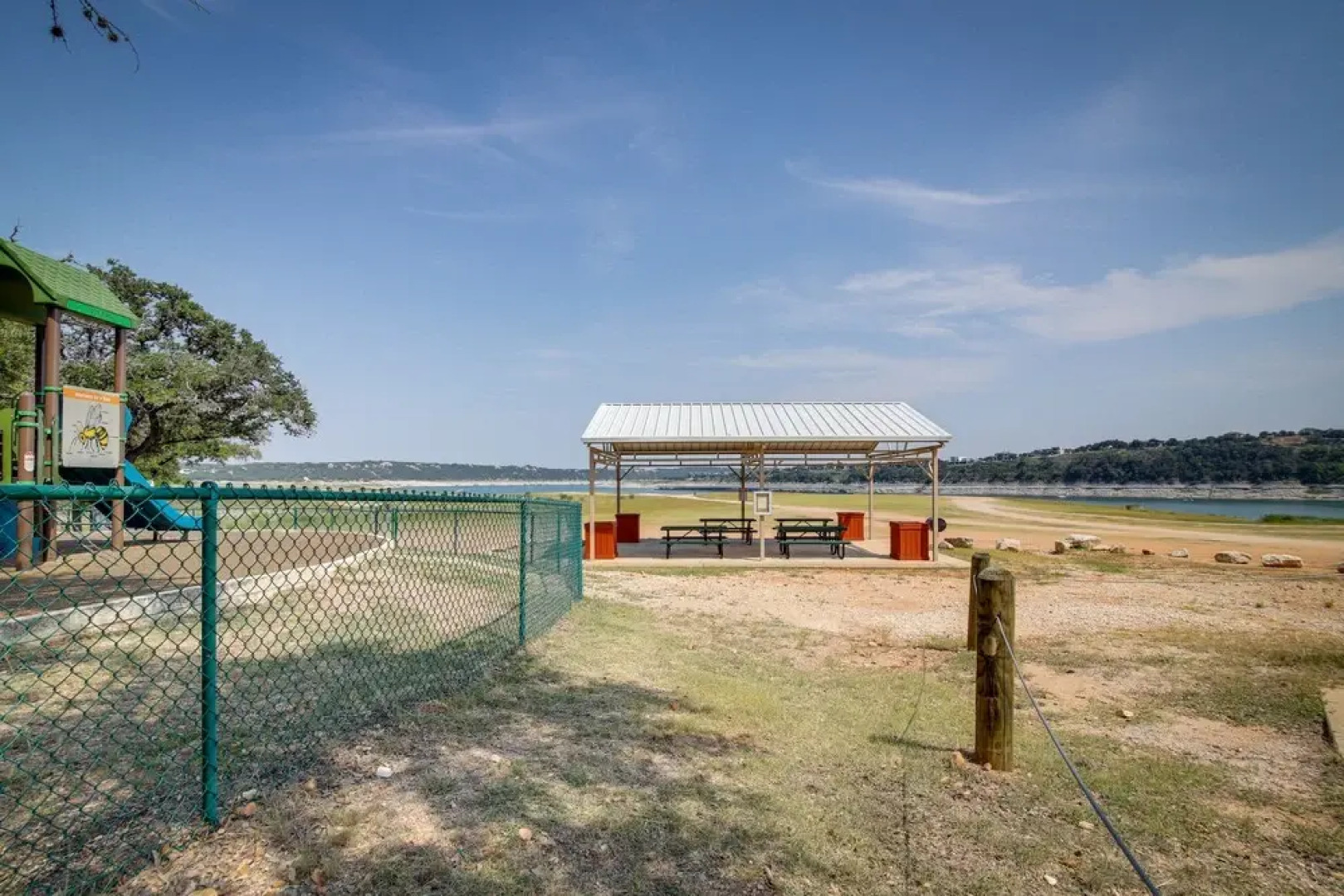 Lago Vista Condo w/ Game Room, Deck & Water Views!