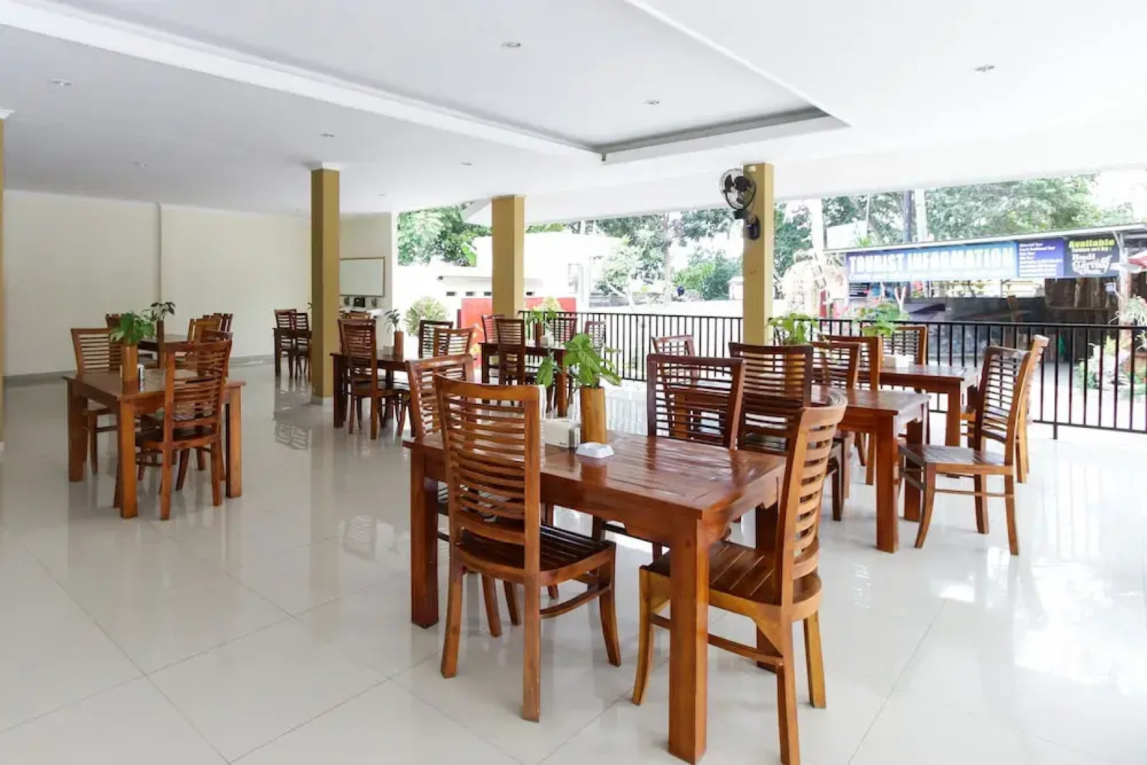 Airy Batu Layar Raya Senggigi 2 Lombok