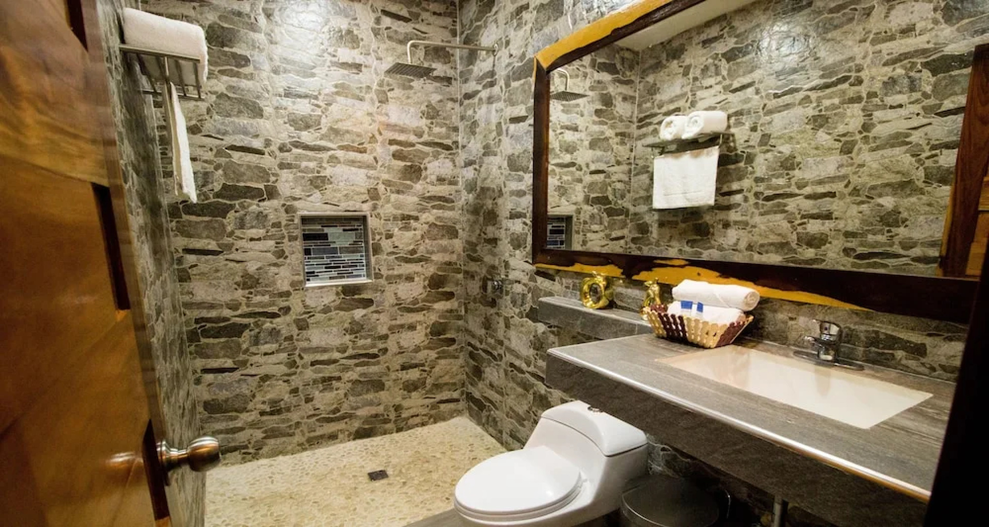 Cabañas Hostal & Camping Magic Bacalar