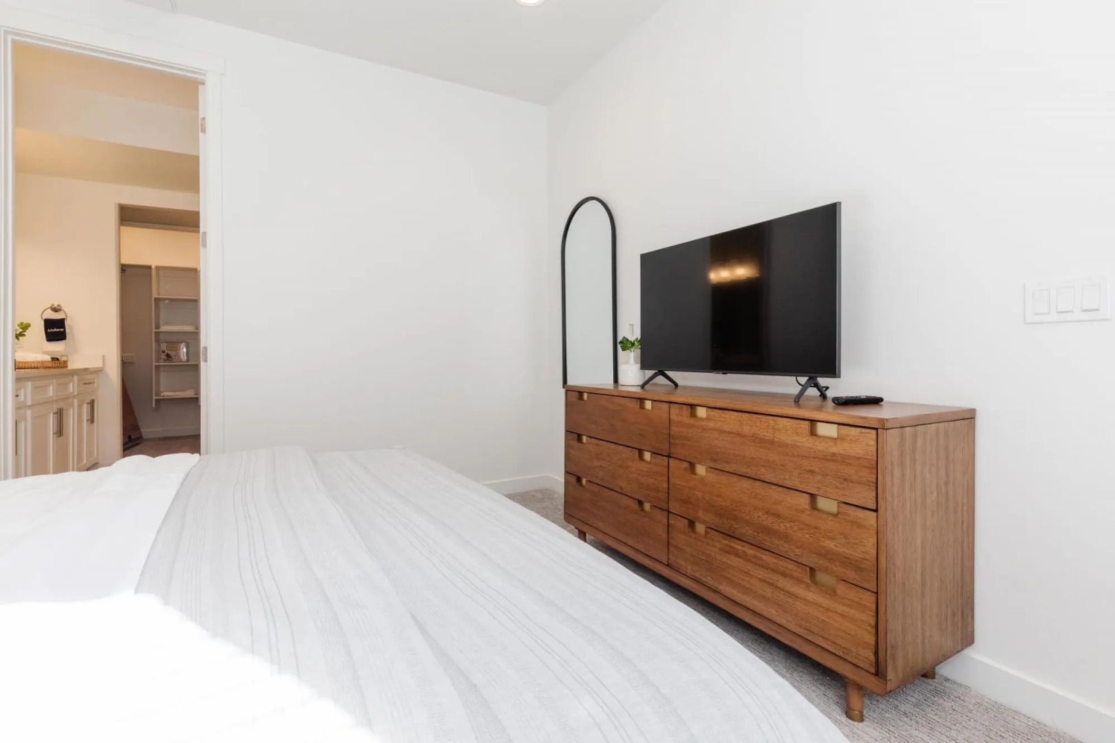 New Designer Townhome w Trailer Parking Games