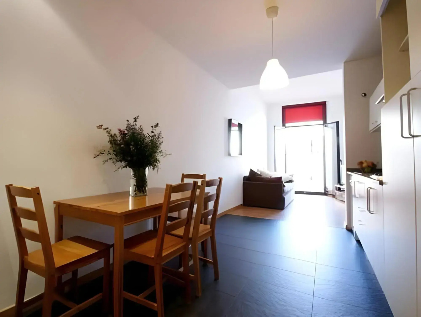 Liceu Apartments by gaiarooms