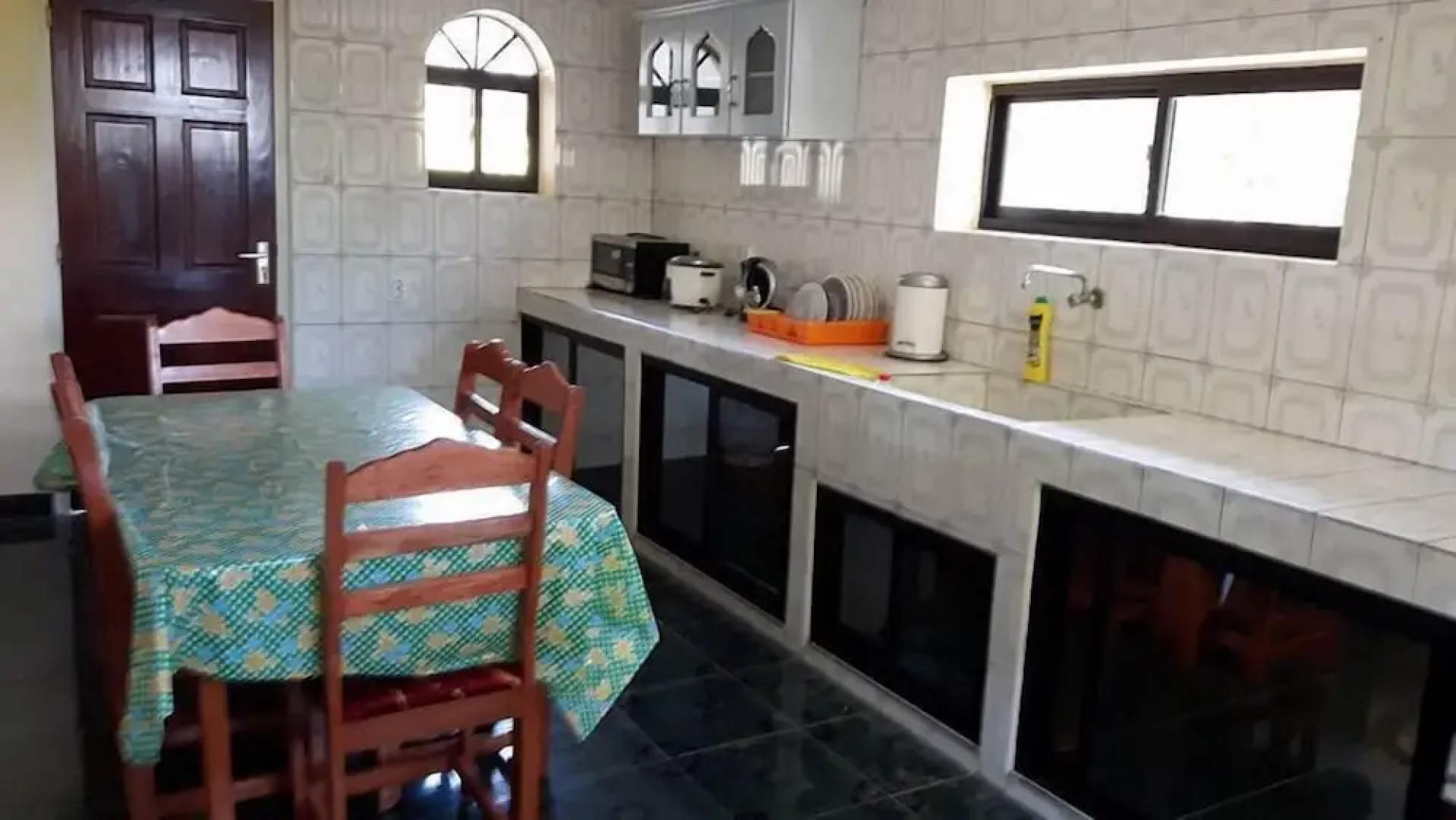 Amir's Apartment