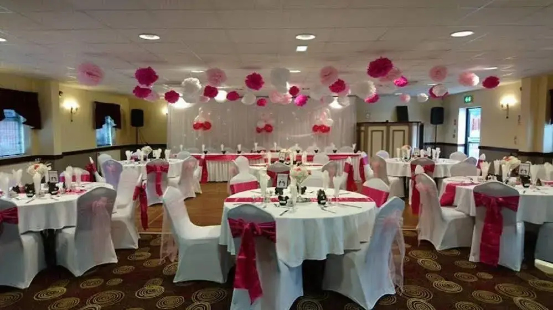 Fitzwilliam Arms Hotel