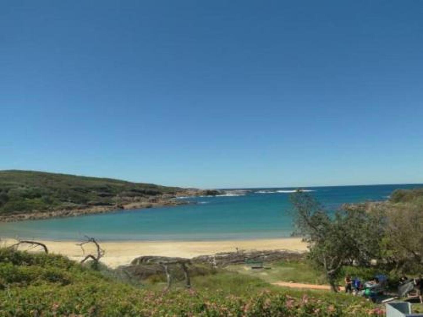 Ultimate Beach House' 19a Graham Street - views , peace & quiet