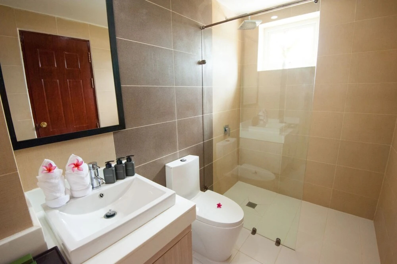 Tatai Resort & Marina