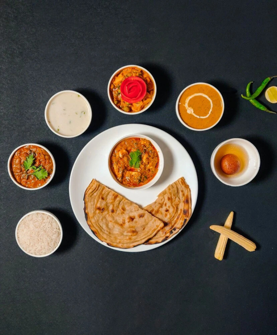 OYO Flagship 120 Gupta Inn Cantonment