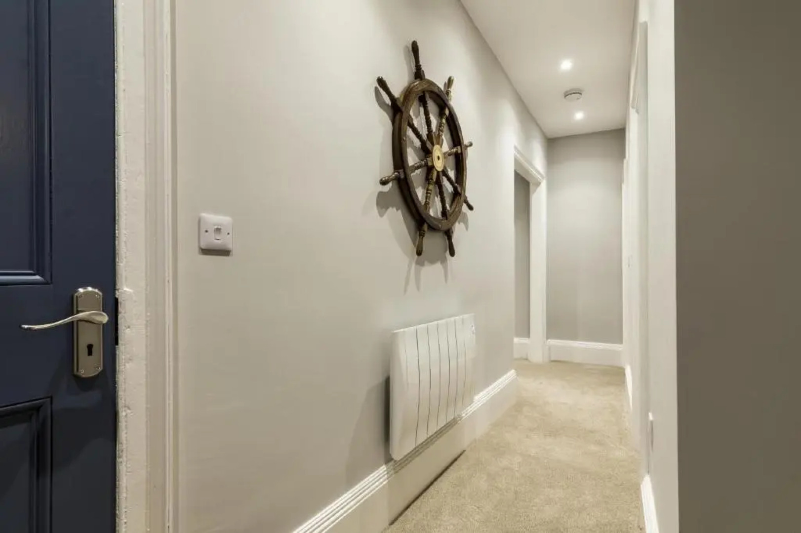 Pieces of Eight - 2 Bedroom Apartment - Tenby - (Windsor House)