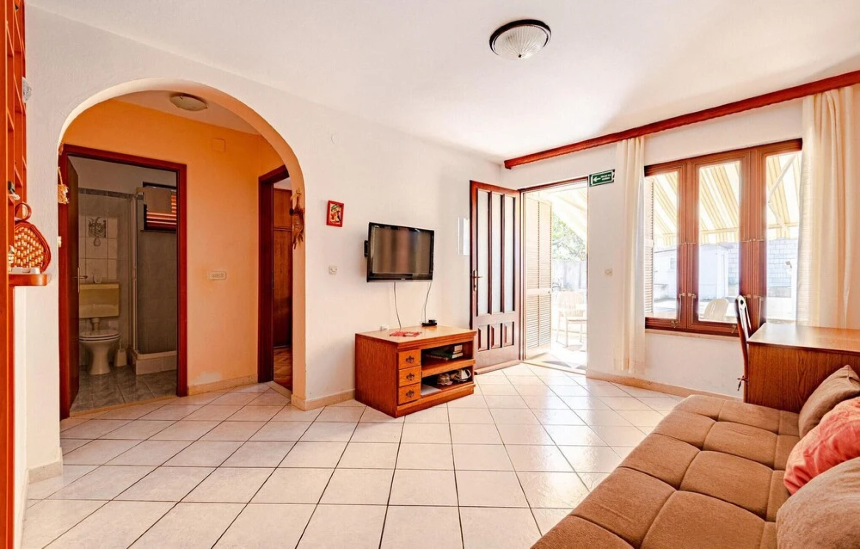 Amazing Apartment in Zrnovo With Wifi and 2 Bedrooms