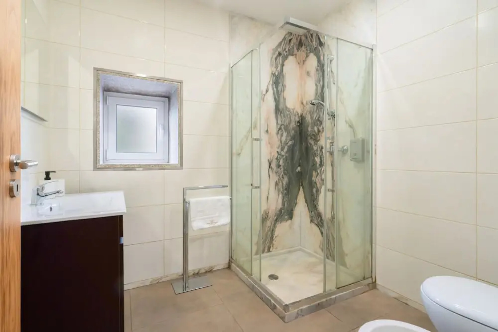 Casas da Petisqueira 61 - Paredes-Oporto