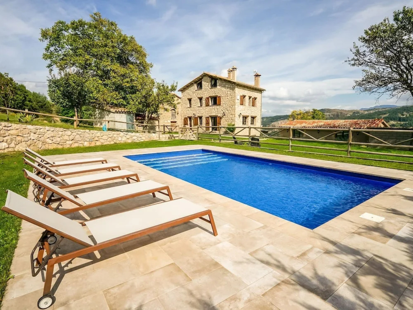 Splendid Cottage in Vallcebre With Private Swimming Pool
