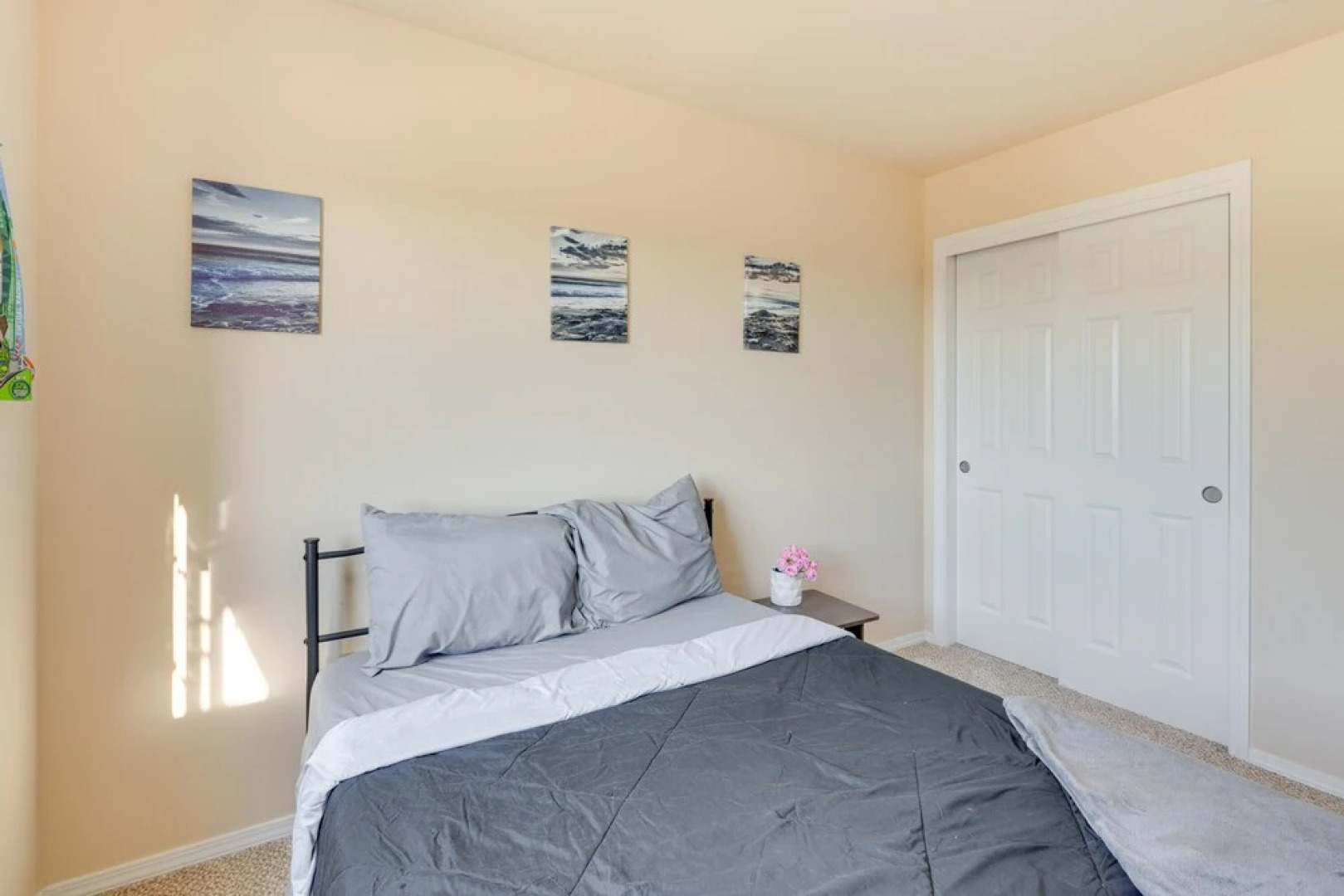 Bothell Retreat: Home Gym, Fireplace & More!