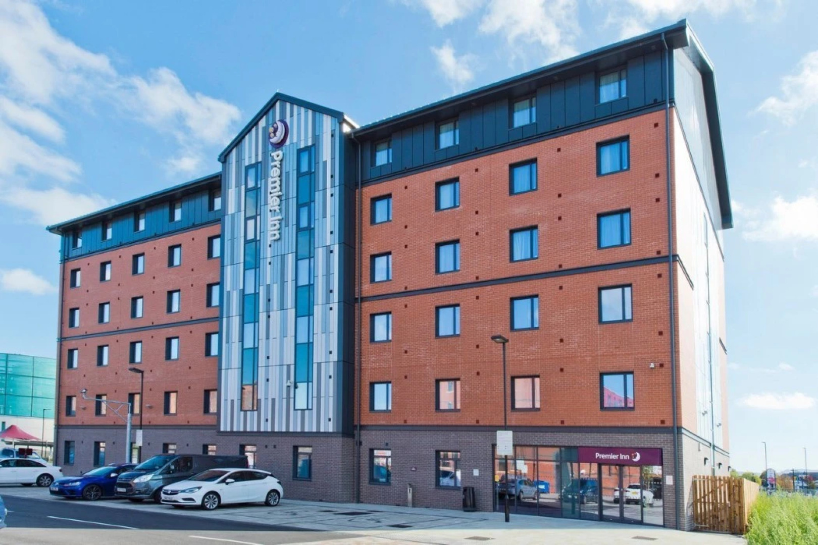 Premier Inn Gloucester - Quayside