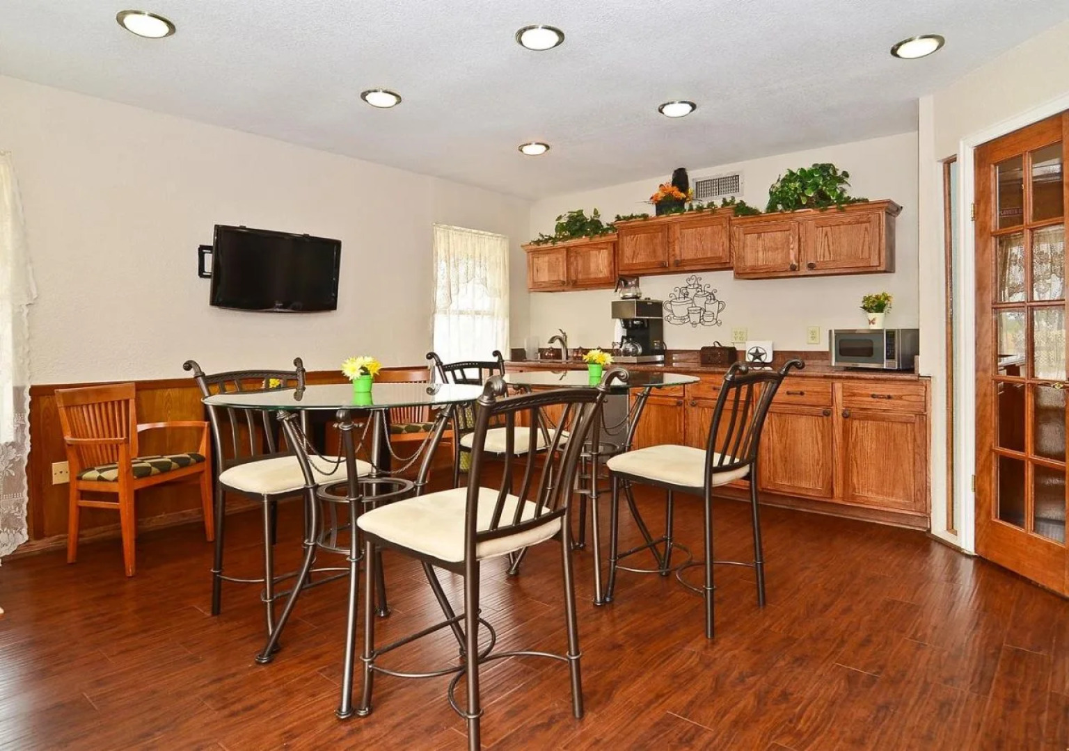 Americas Best Value Inn Refugio