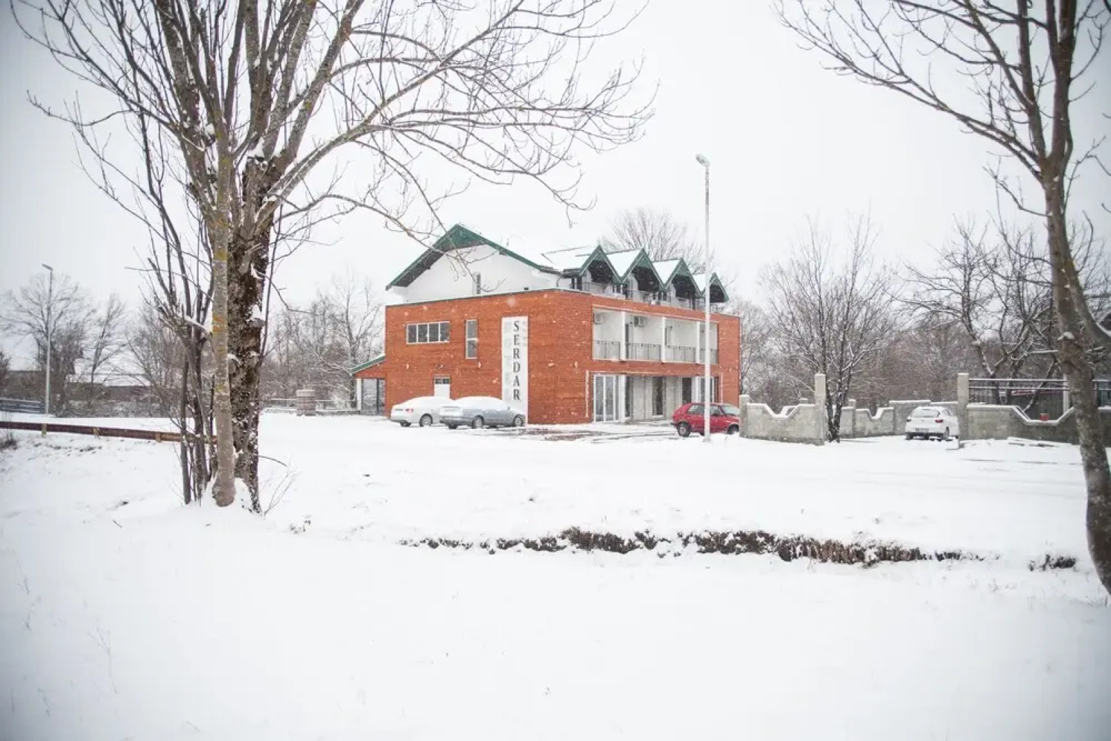 Serdar Small Hotel & Restaurant