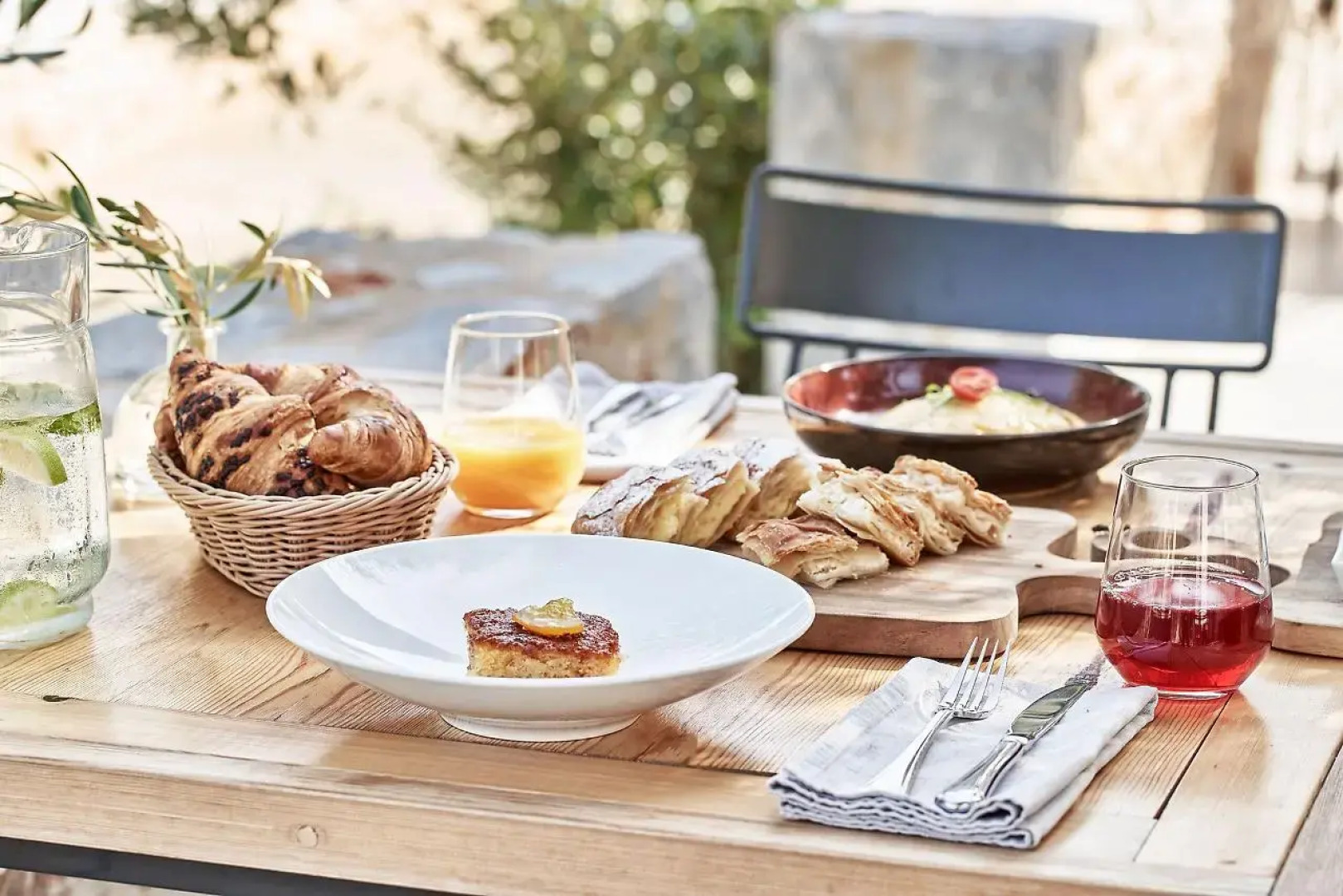 100 Rizes Seaside Resort