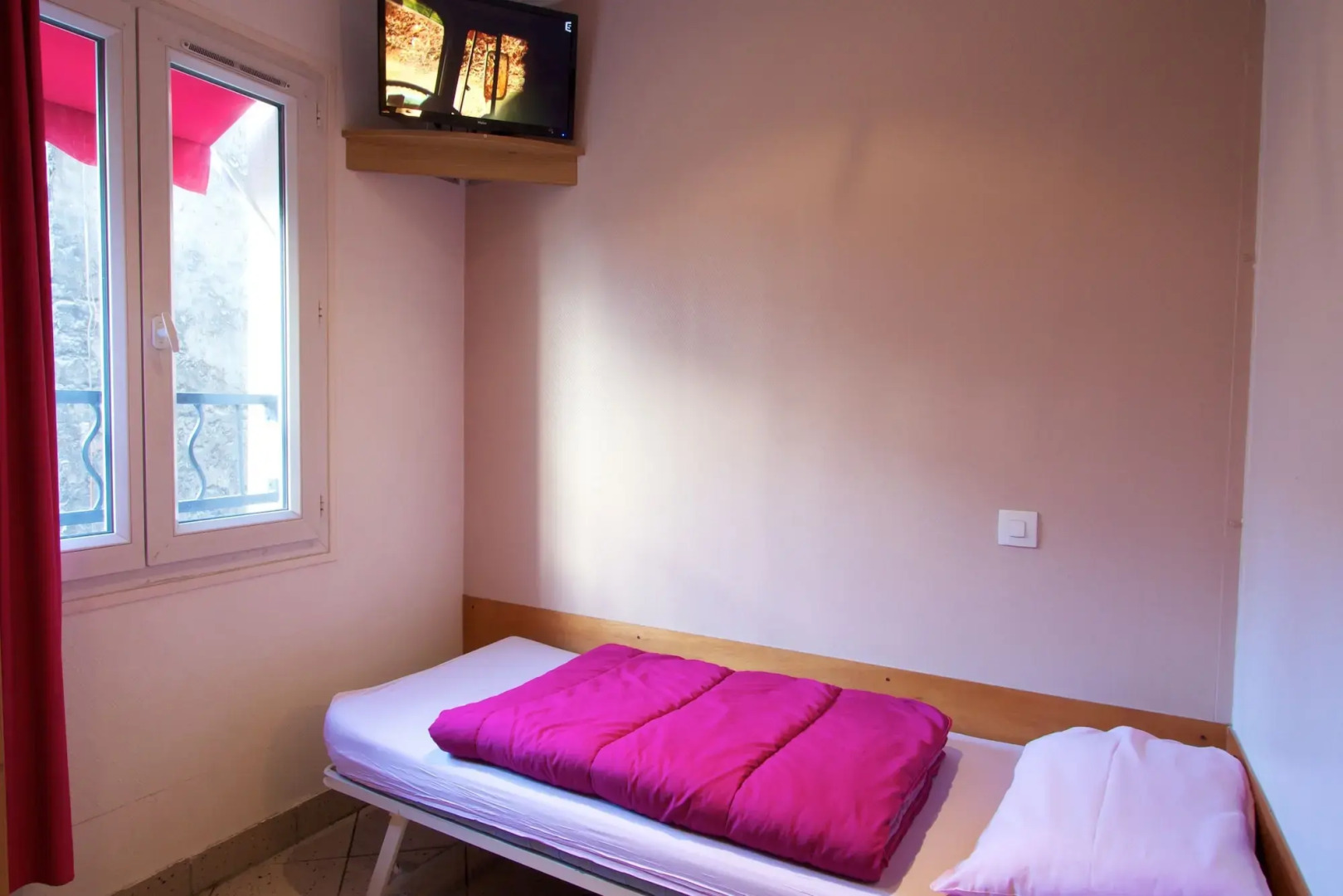 Хостел Bastille