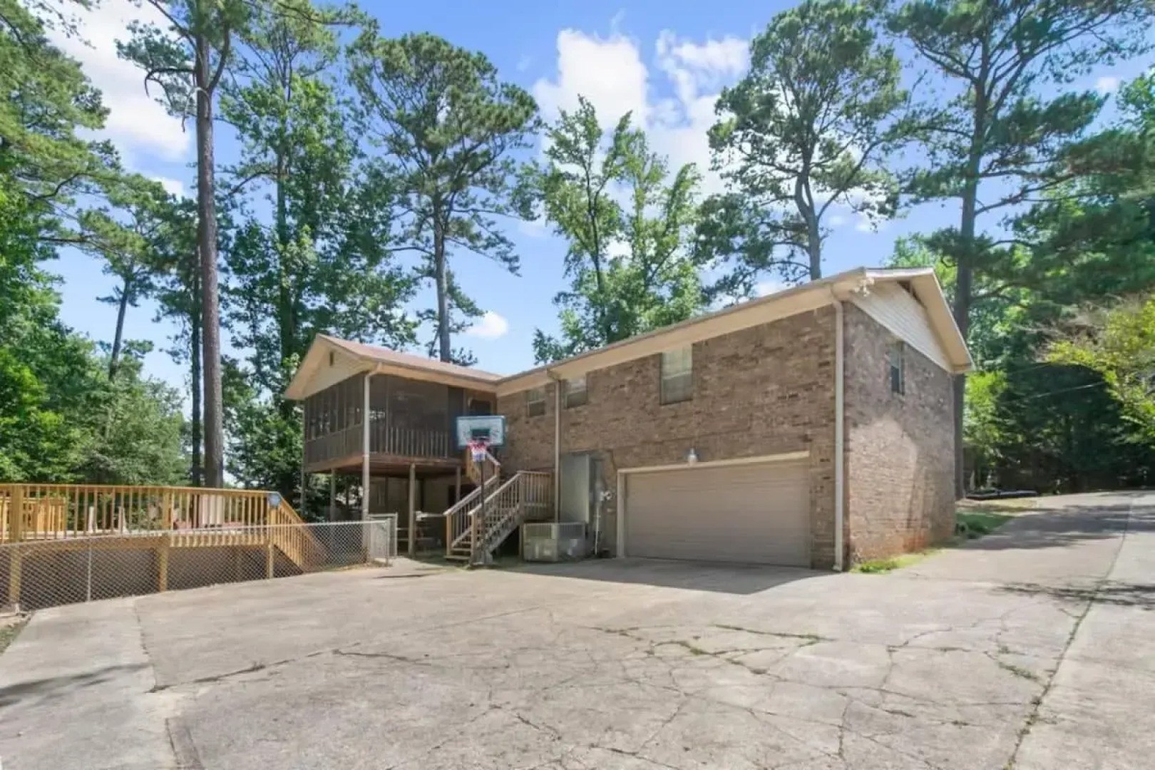 The Monterey Maison-20min N of Downtown, 6BR