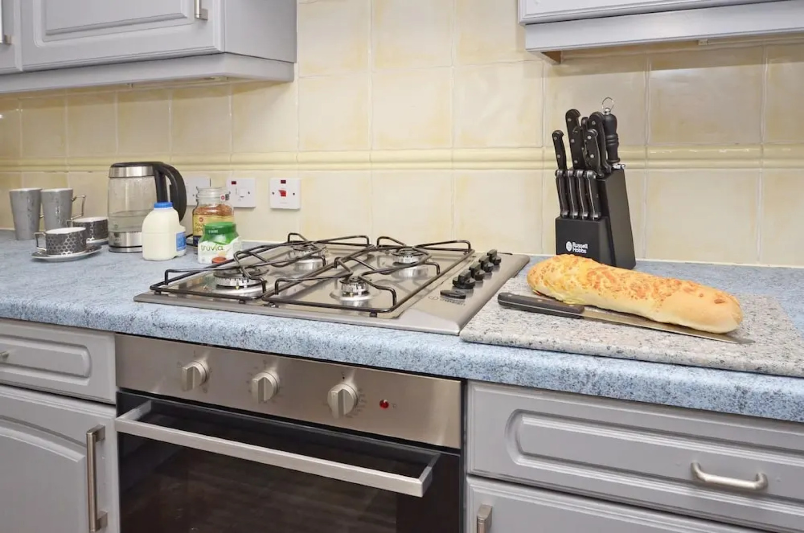 Ideal for Alton Towers, Staffordshire and The Peak District