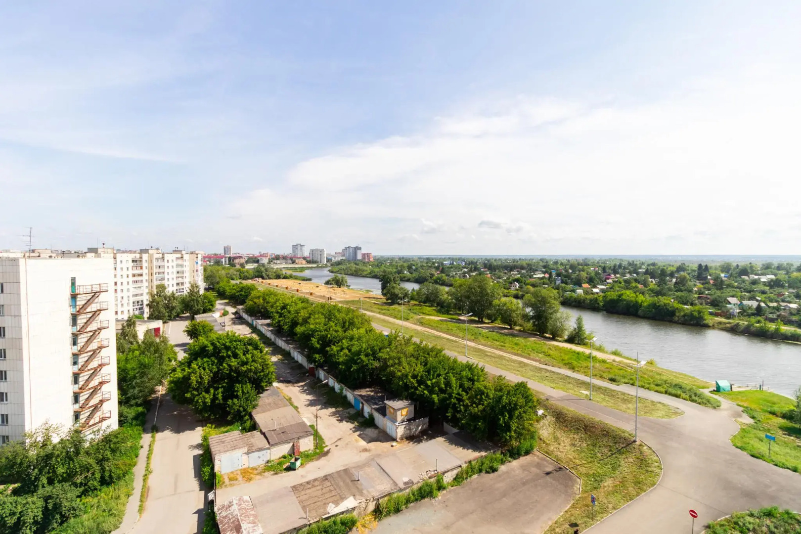 Апартаменты на улице Карельцева 90 корпус 1