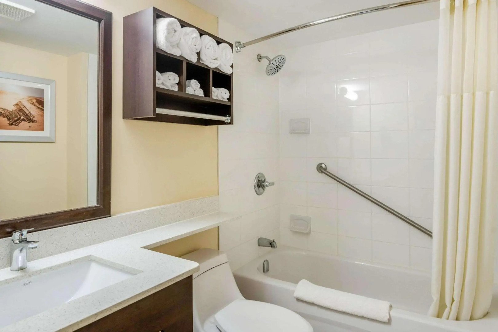 Quality Inn & Suites Bathurst