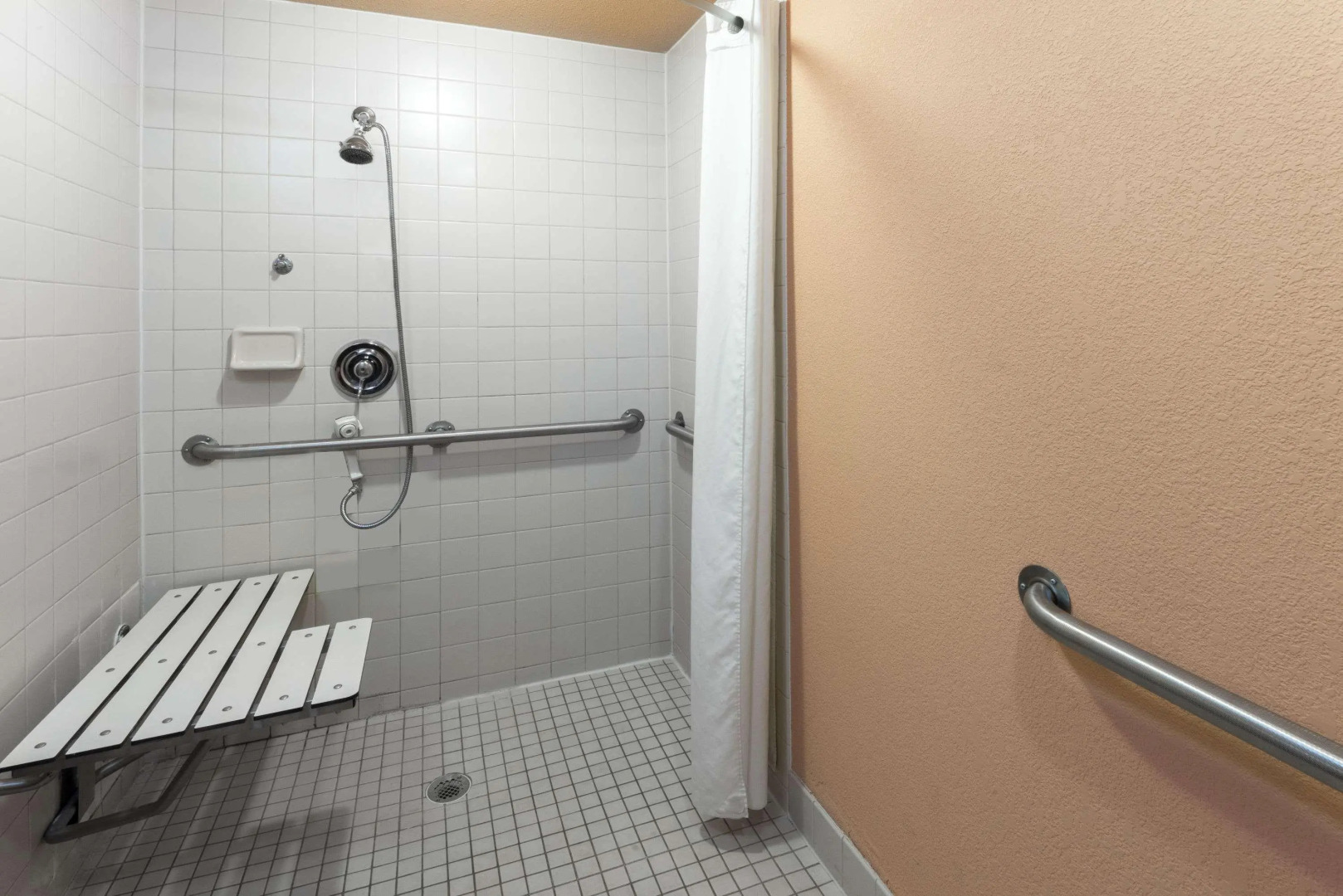 Super 8 Strongsville