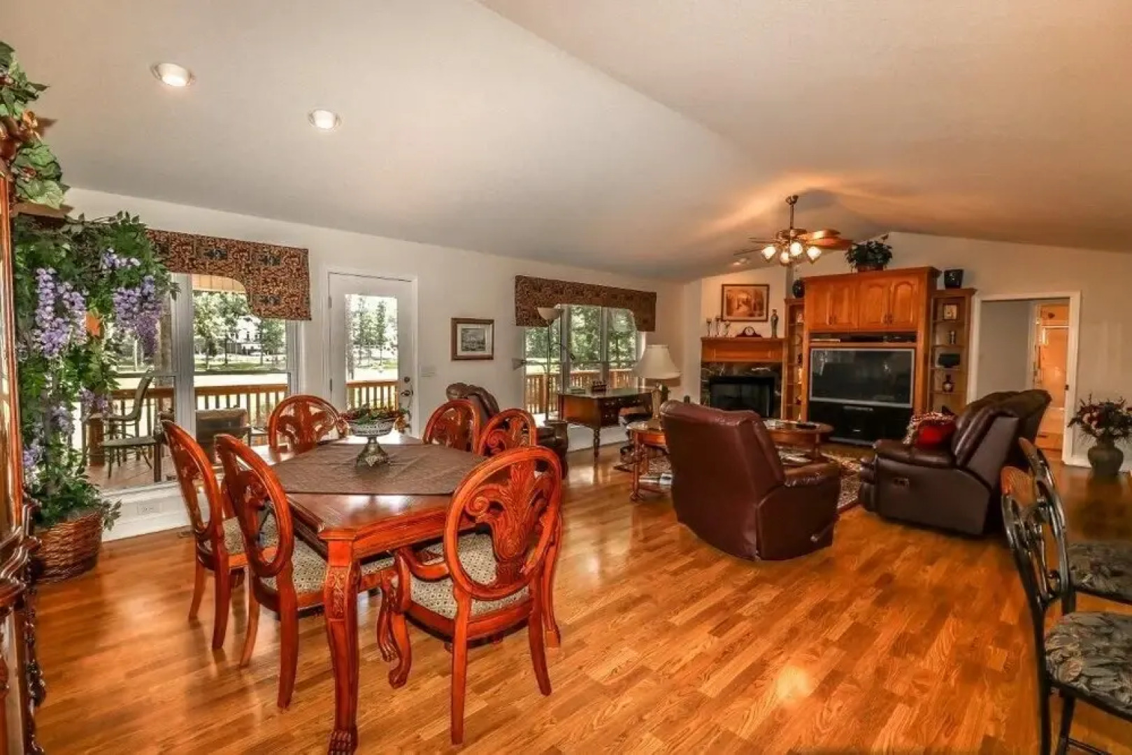 Sobresalir House Unit 944 3 Bedrooms 2 Bathrooms Home