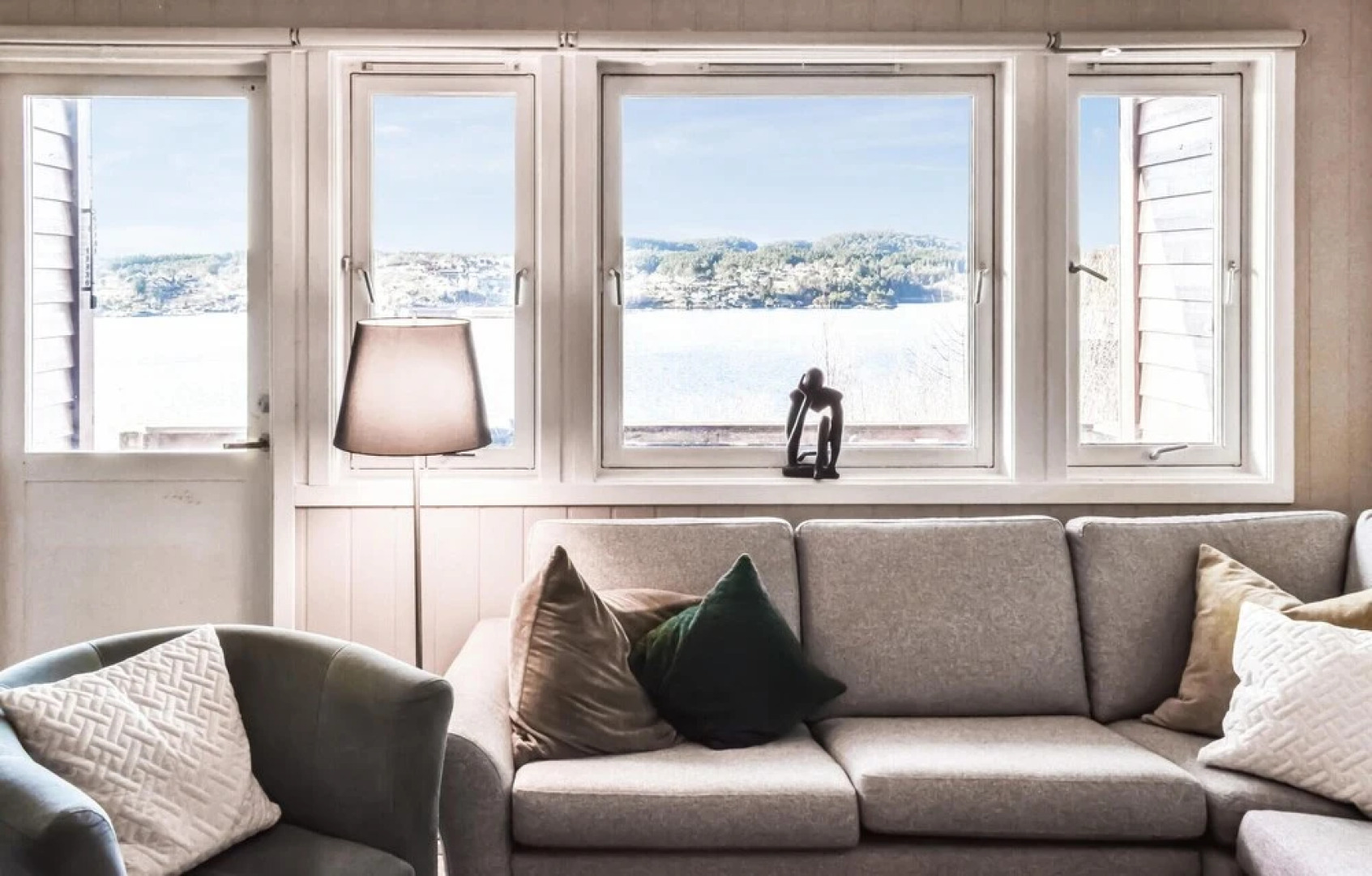 Stunning Home in Fana With 2 Bedrooms and Wifi