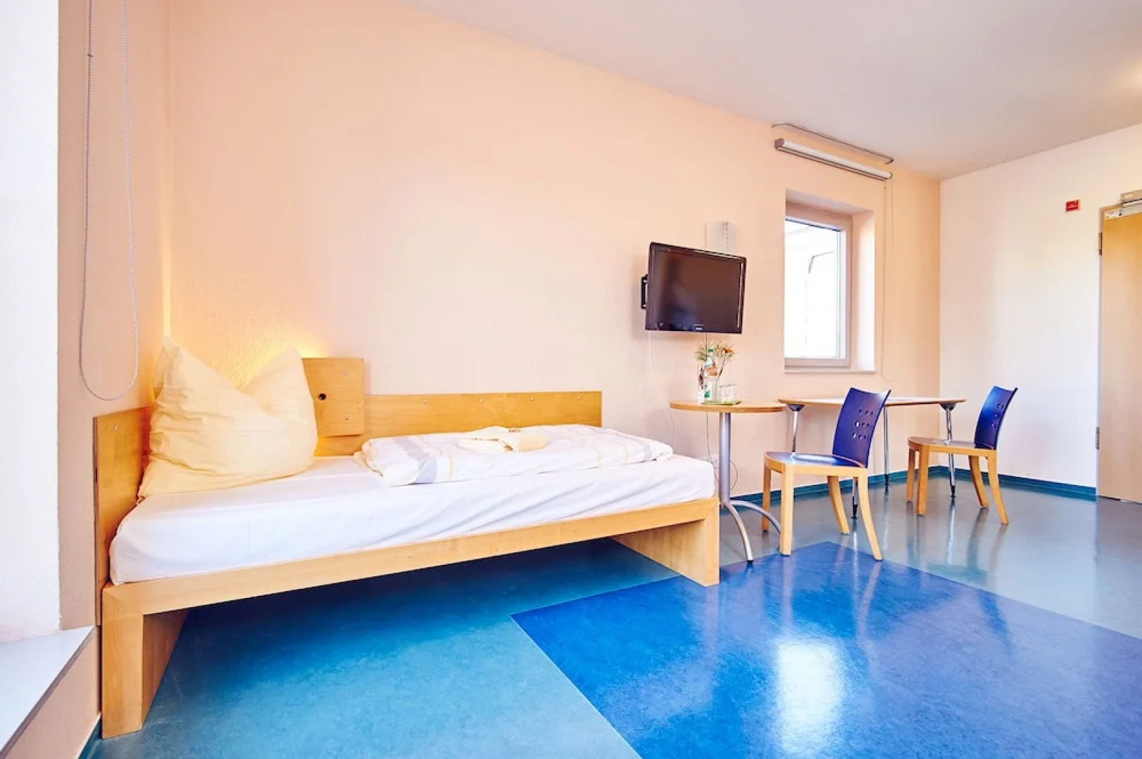 DJH Jugendgästehaus JBB Bielefeld - Hostel