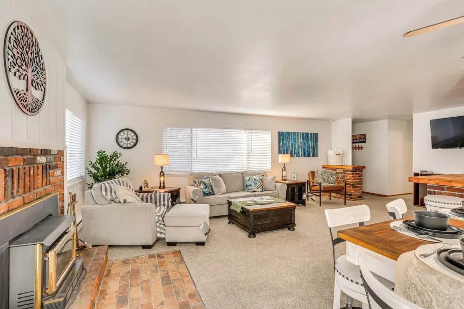 11 Mi to Burney Falls: Charming Home w/ Fireplace