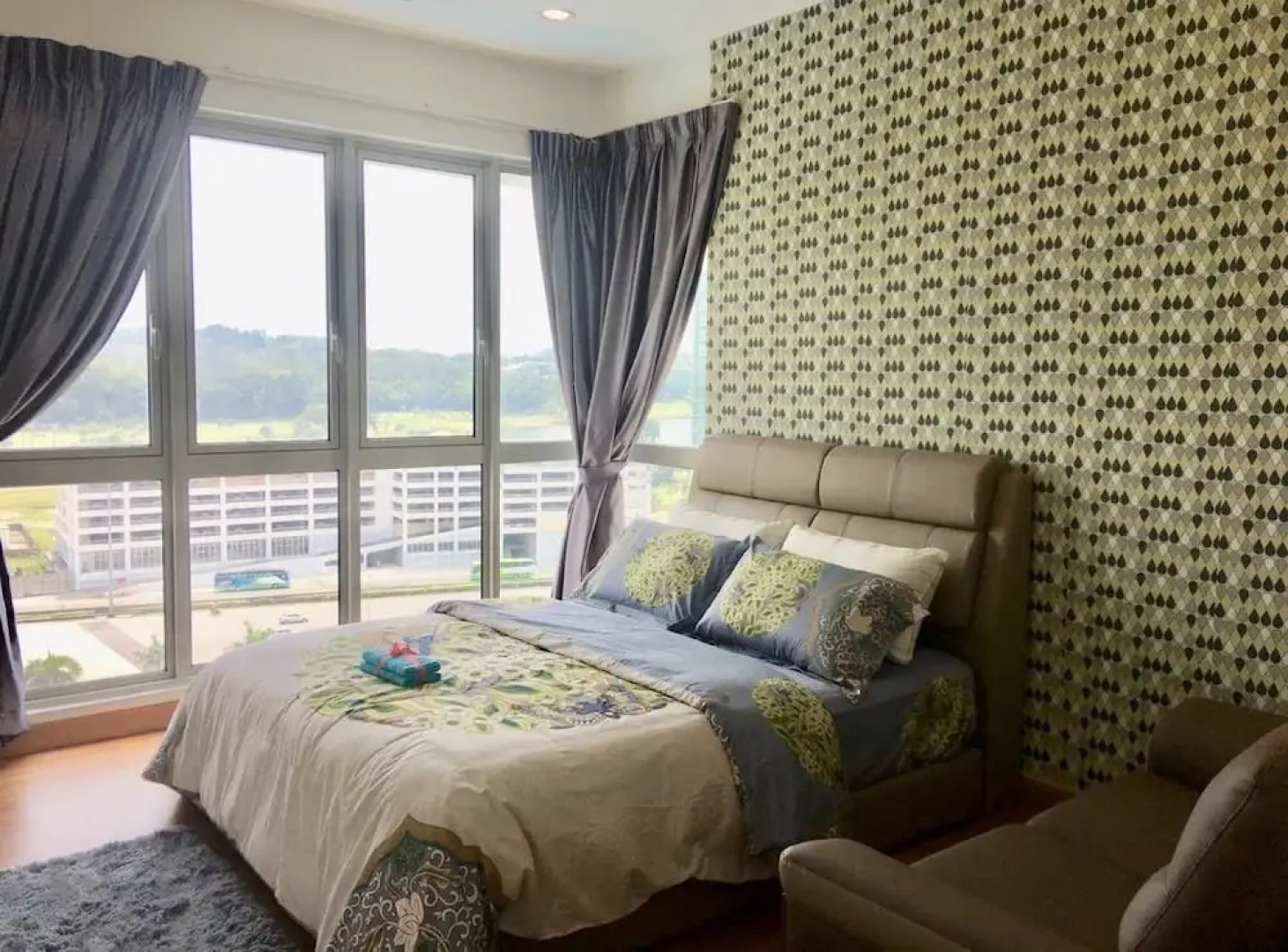 One South Garden Apartment