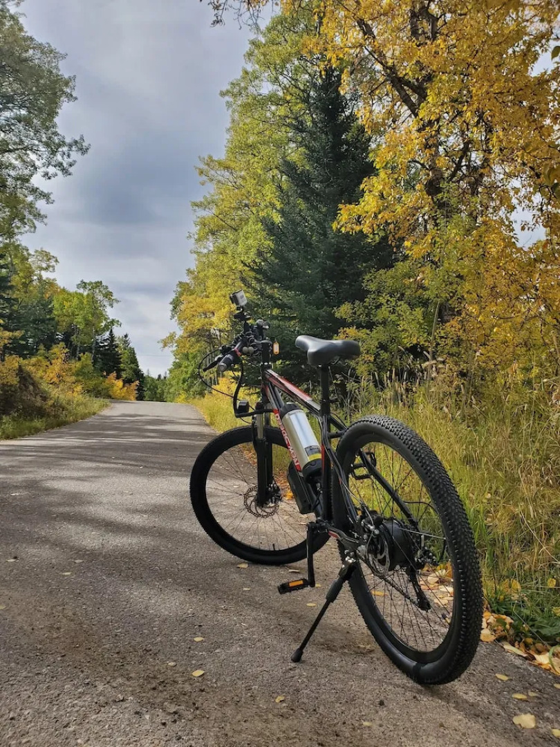 Elkwater Lake Lodge and Resort