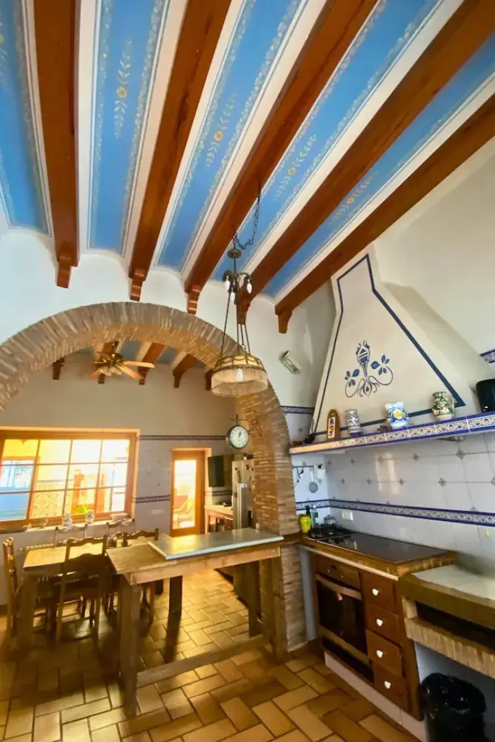 Room-orange Room Your Refuge of Tranqu