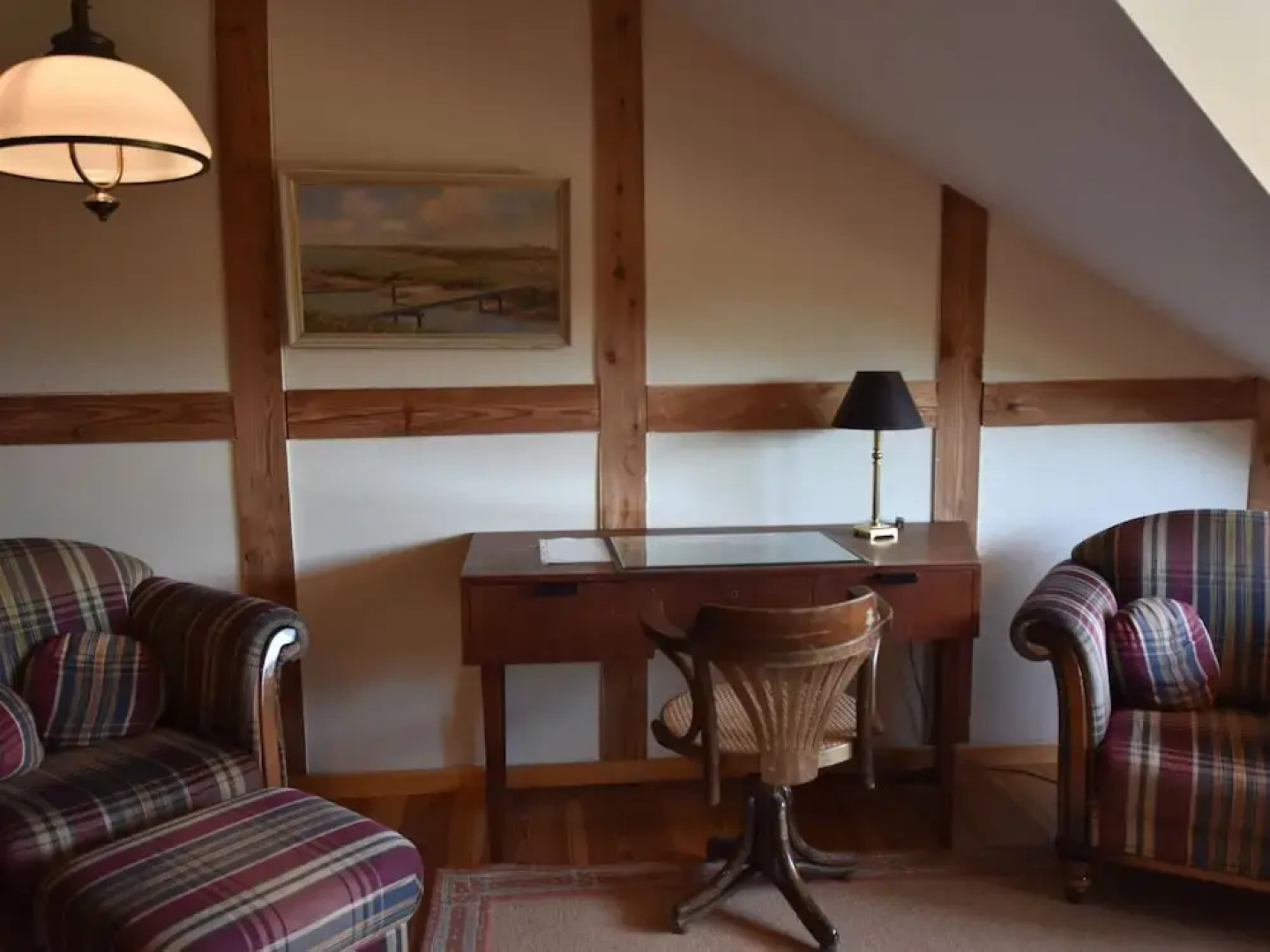 Besondere Ferienwohnung Bibliothek in Buschhagen