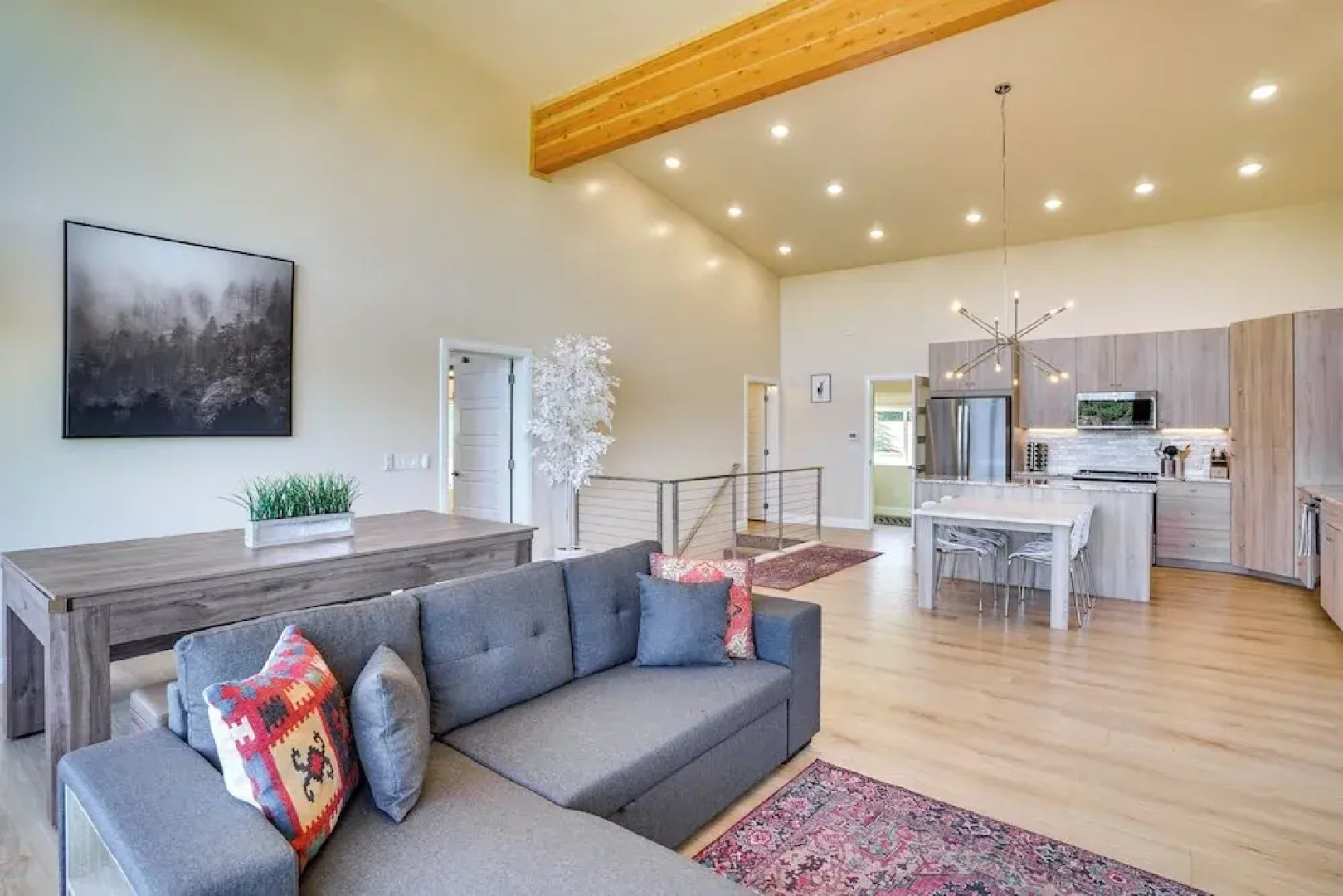 Newly Built, Modern Alton Cabin on 4 Acres!