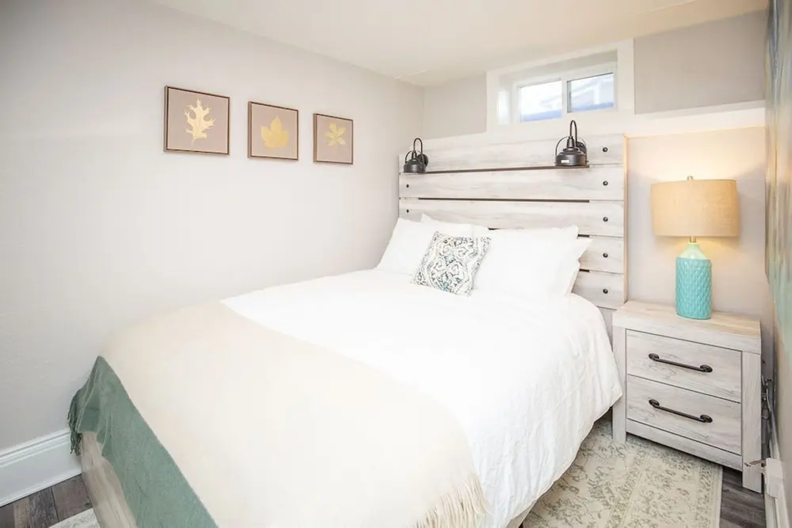Cozy Retreat | Walk to Unc | Free Cruiser Bikes