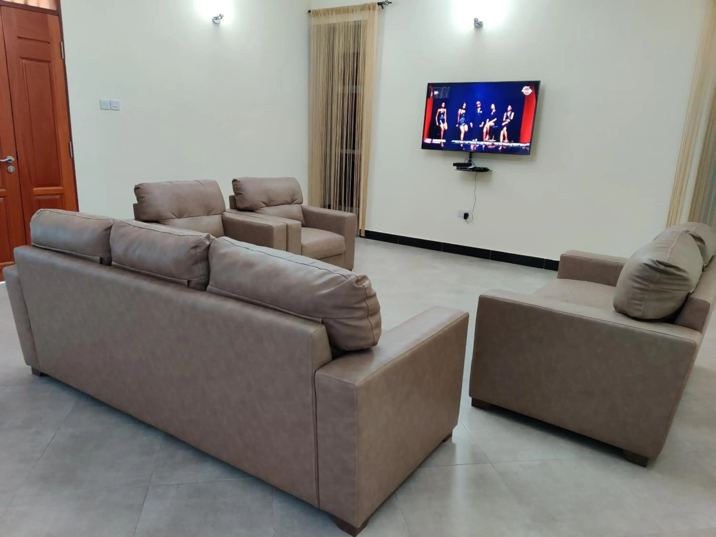 FAD Home & Apartments