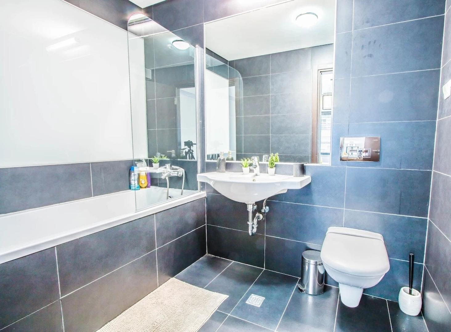 Platinum Rooms District 1 & 2