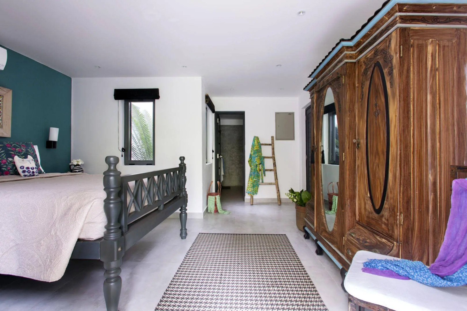 Owl and the Pussycat