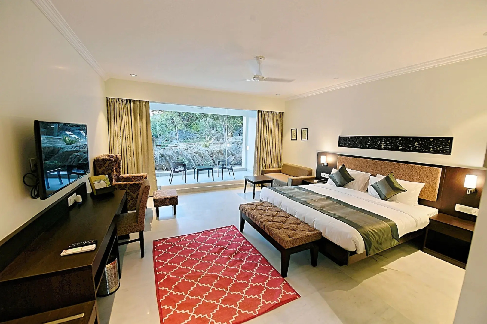 Tat Saraasa Resort & Spa