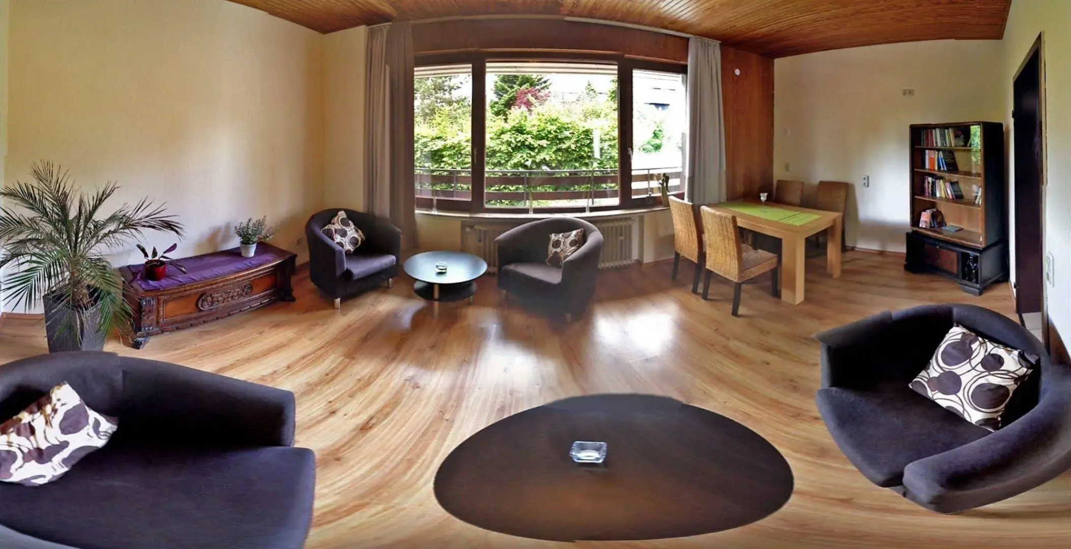 Hotel &Restaurant Time-Out